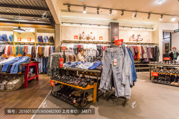 服裝店內(nèi)景實拍