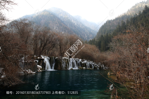 箭竹海瀑布