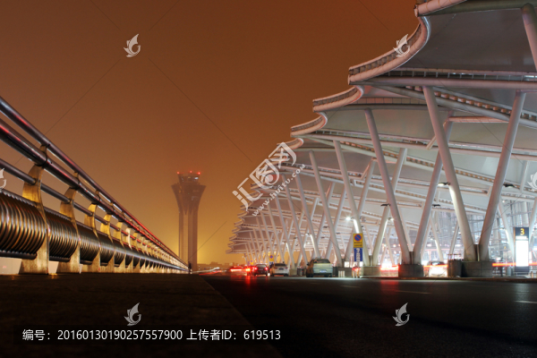 長沙機(jī)場候機(jī)樓和塔臺(tái)