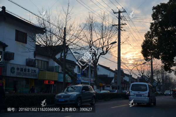 古城區(qū)街景