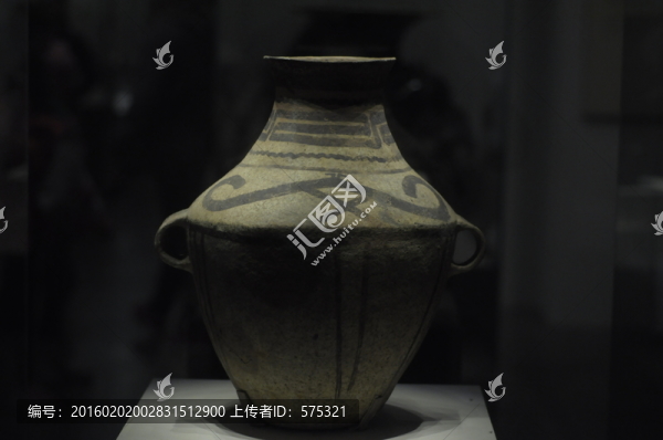 遠(yuǎn)古彩陶