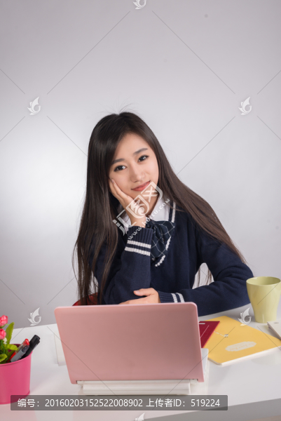 女學(xué)生