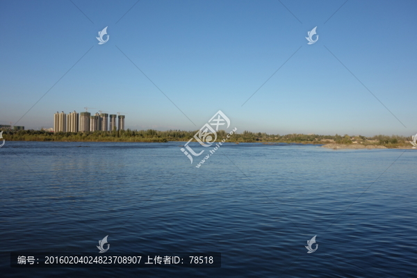 伊犁河