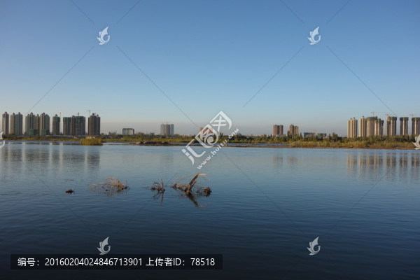 伊犁河