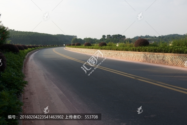 道路