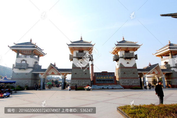 彝族塔樓建筑