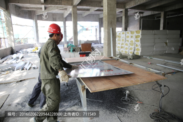 房屋裝修工人