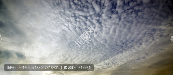 藍(lán)天白云