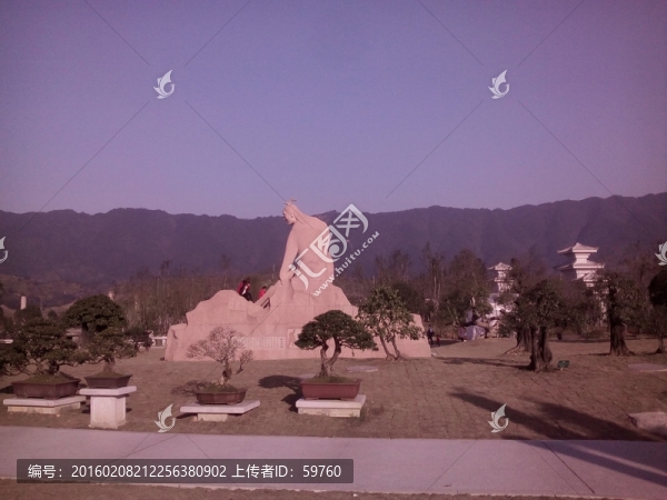 炎帝陵盆景園神農(nóng)雕像