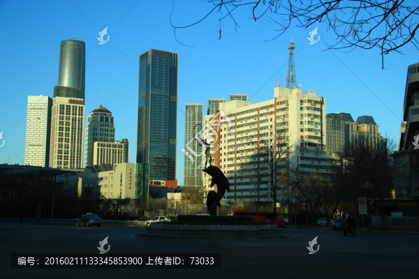 天津建筑,海豚雕塑