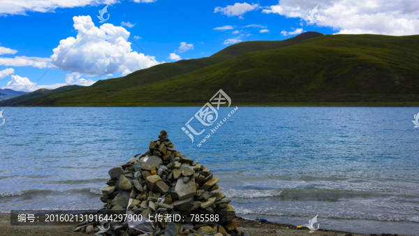 羊湖瑪尼堆