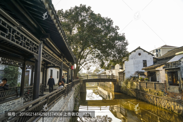 新場(chǎng)古鎮(zhèn)