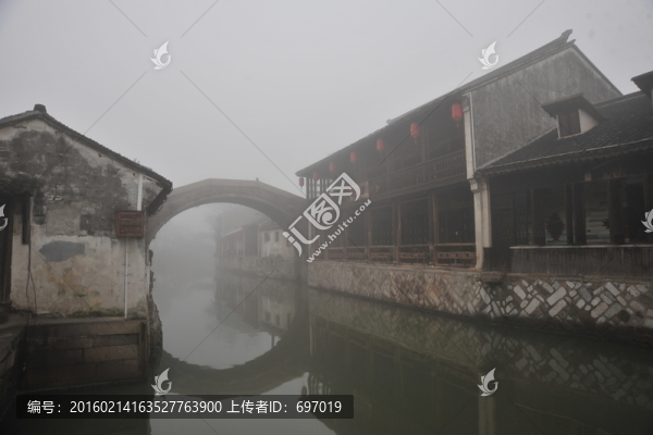 霧漫南潯古鎮(zhèn)