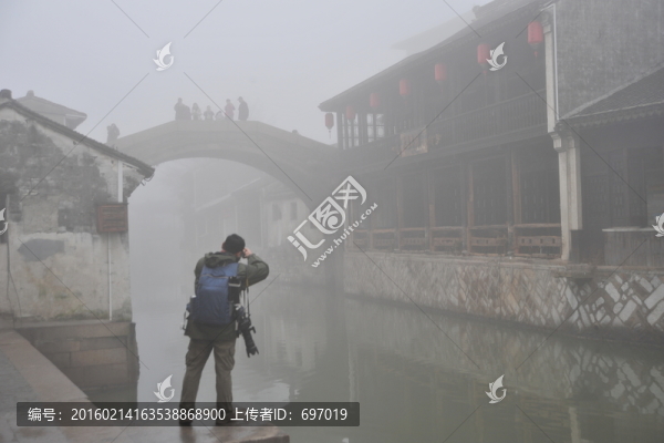 霧漫南潯古鎮(zhèn)