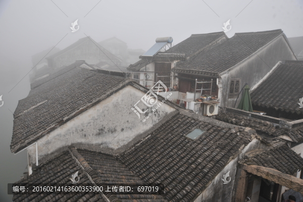 霧漫南潯古鎮(zhèn)