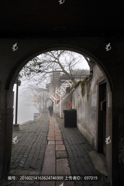 霧漫南潯古鎮(zhèn)