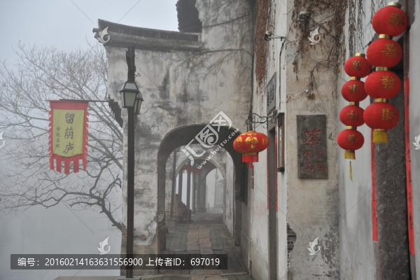 霧漫南潯古鎮(zhèn)