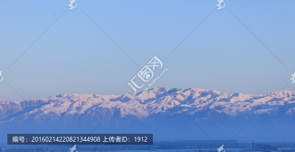 雪山