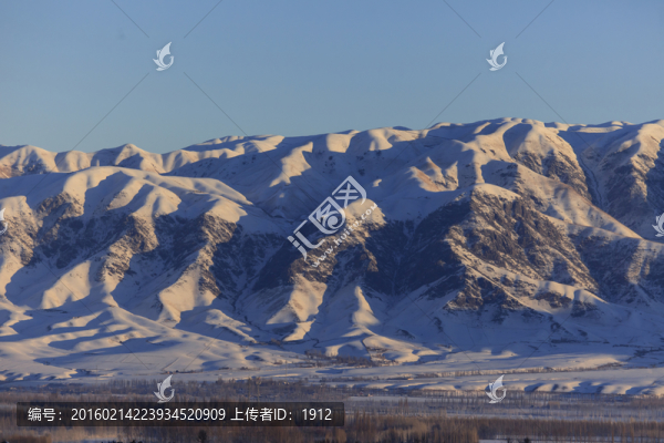 雪山