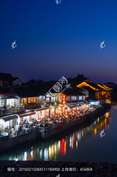 古鎮(zhèn)夜景