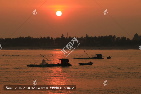 落日海濱
