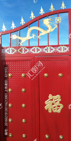 鄉(xiāng)村住宅鐵藝紅門