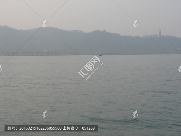 西湖塔影