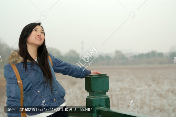 青春女孩-匯圖網(wǎng) www.fosd68.com 青春女孩