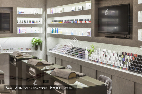 美甲店（有反光）