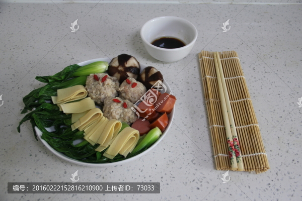 油菜香菇,丸子
