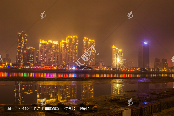 閩江夜景