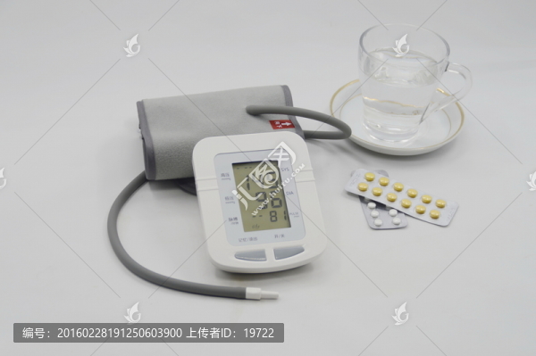 電子血壓儀