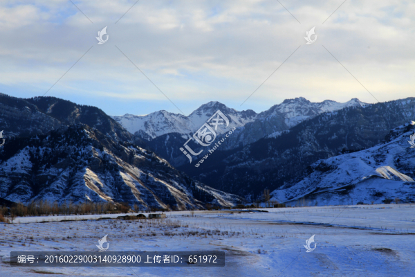 高山冬景