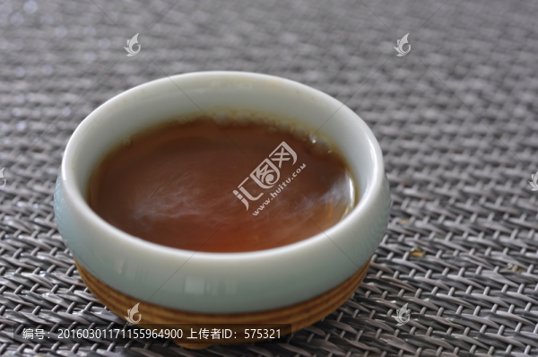 一杯普洱茶