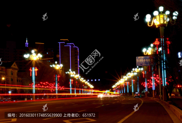 新疆霍爾果斯市夜景
