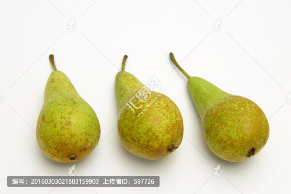 三個(gè)梨