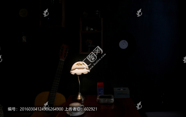 臺燈