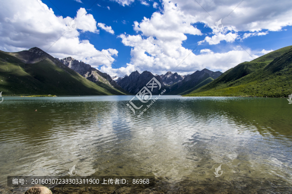 年寶玉則