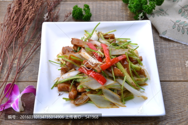爆炒豬頸肉