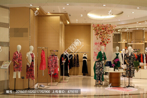 商場,服裝專賣,商場裝修,櫥窗