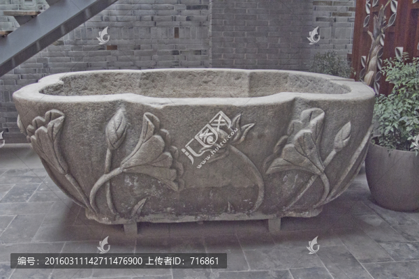 蓮花青石水缸