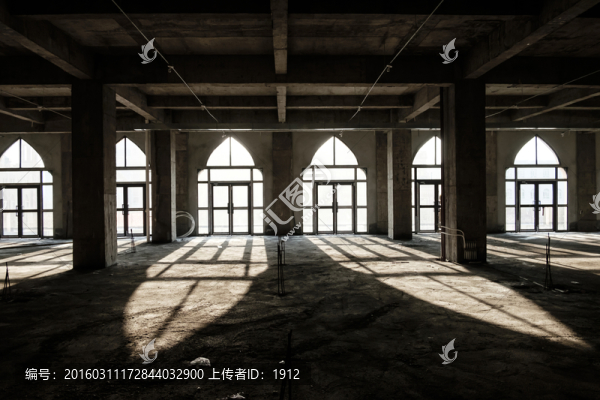 毛坯房