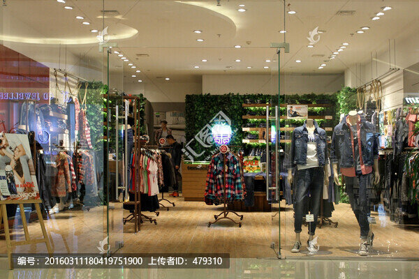 商場,服裝專賣,商場裝修,櫥窗