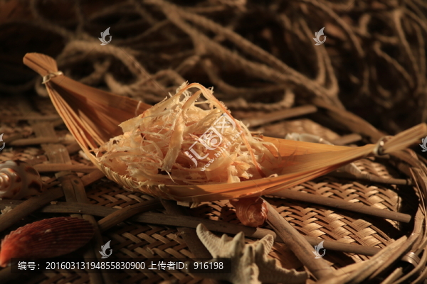 魷魚絲