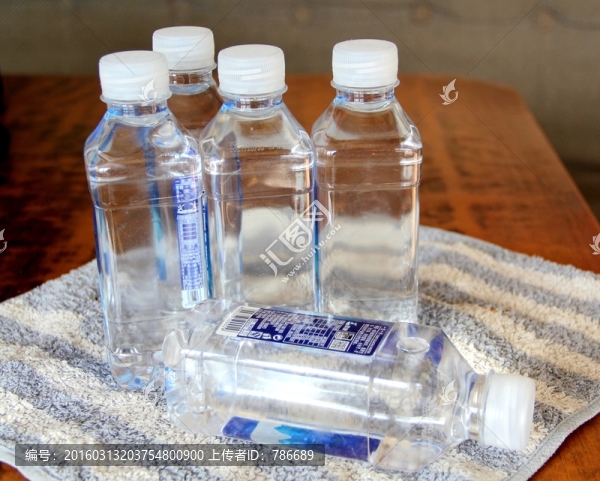 礦泉水