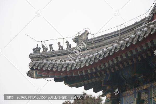 屋檐