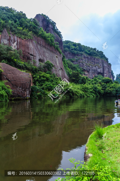 韶關(guān)丹霞山翔龍湖