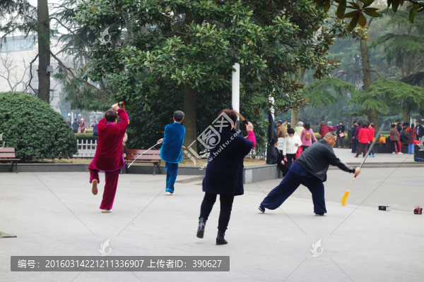 舞劍
