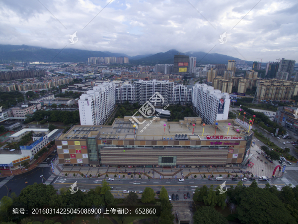 商場開業(yè)