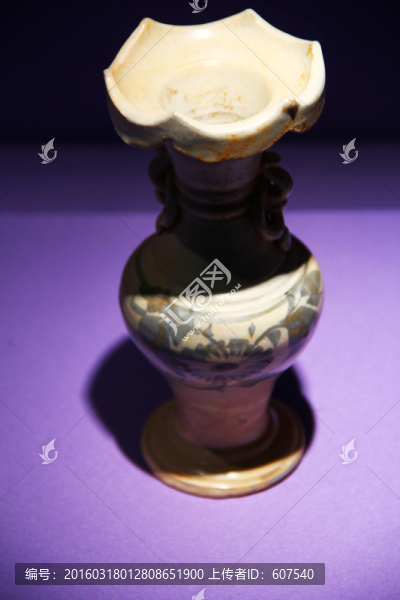 花瓶,飾品,瓷器,瓷瓶